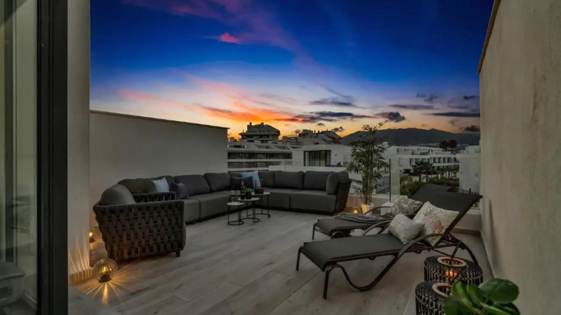 Fantastic Townhouse Near The Beach مالقة 0*,
